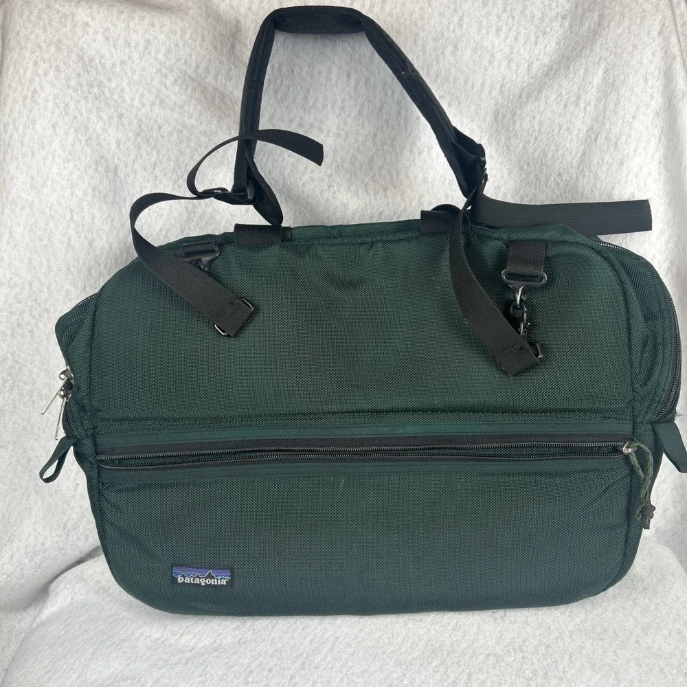 Patagonia Vintage Briefcase Green Made In USA ‎ Crossbody Straps Travel Work